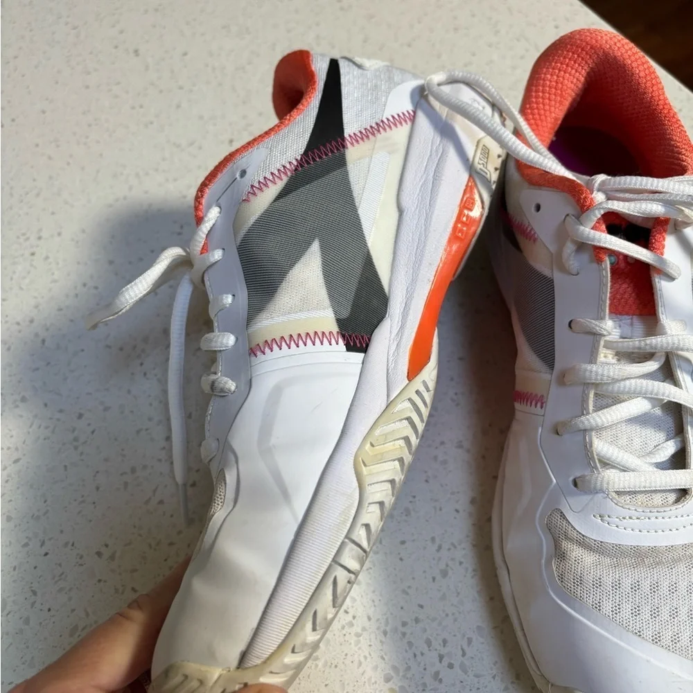 Diadora  White and Pink pickleball Shoes - Picture 6 of 8